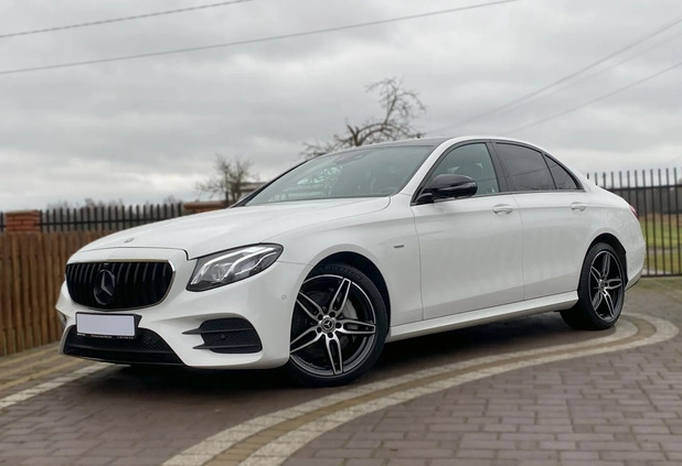 Mercedes-Benz Klasa E cena 169900 przebieg: 106000, rok produkcji 2018 z Żuromin małe 352